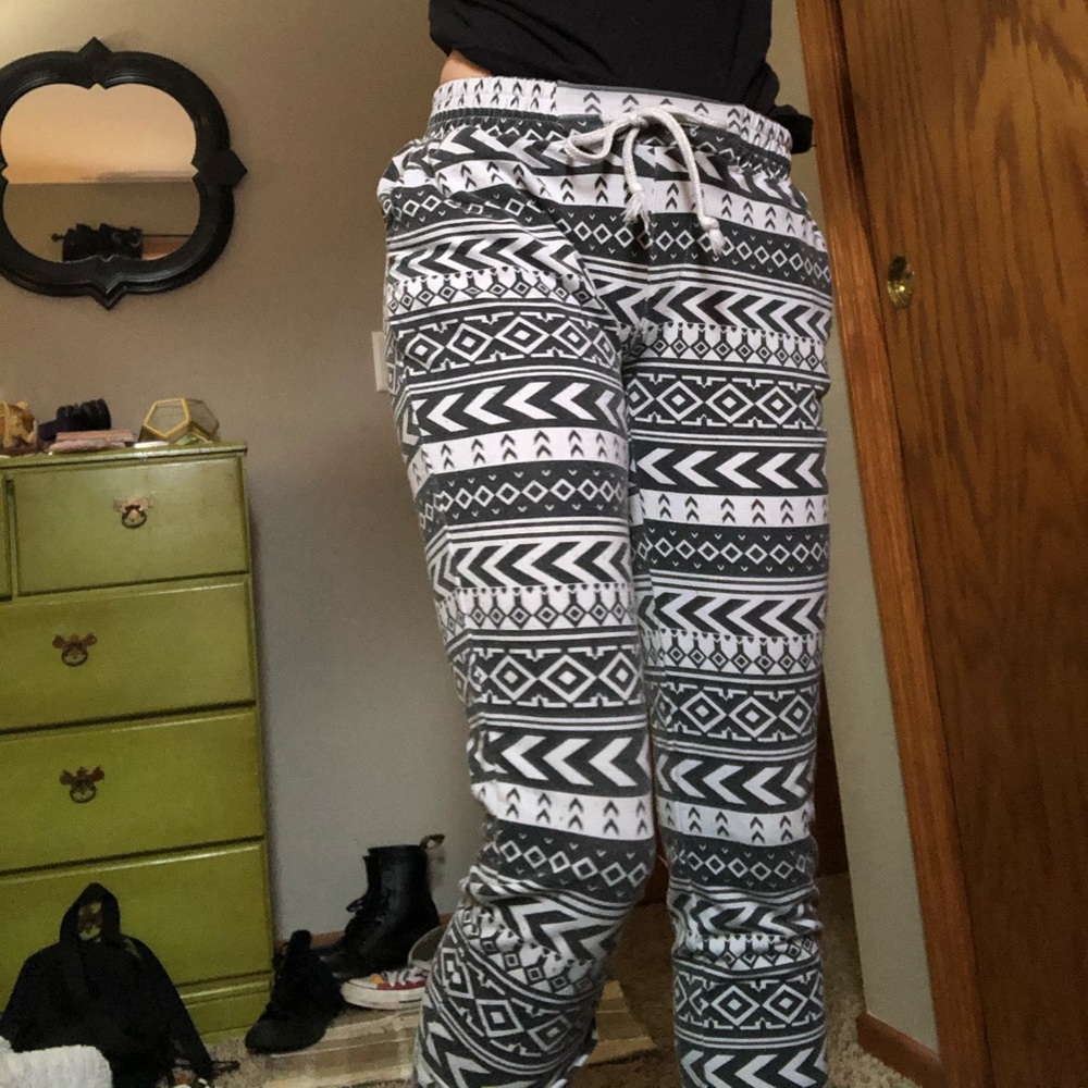printed joggers